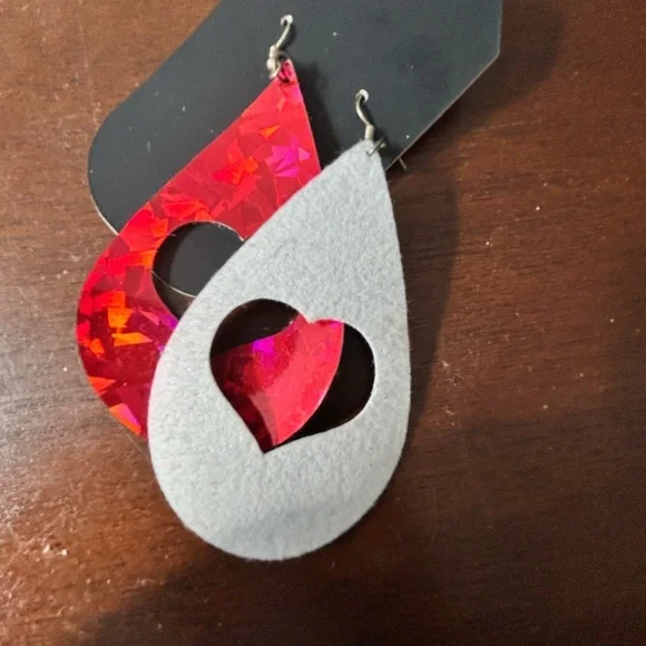 3 sets of faux leather Red Heart and Teardrop Earrings- handmade - Picture 6 of 11